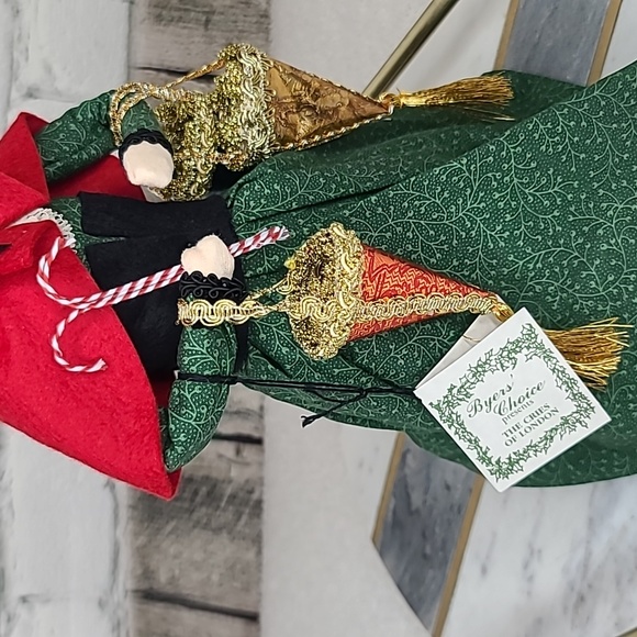 Byers' Choice Carolers 2004 Cries of London Woman Selling Candy Vintage - Picture 9 of 17